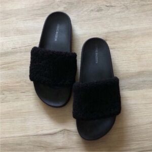 Steve Madden Black Fuzzy Slide Sandals